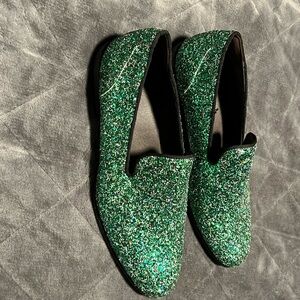 Men’s sparkly green dress shoes